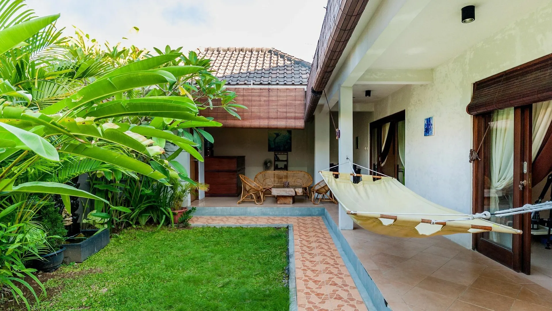 Mermaid Seminyak Villa
