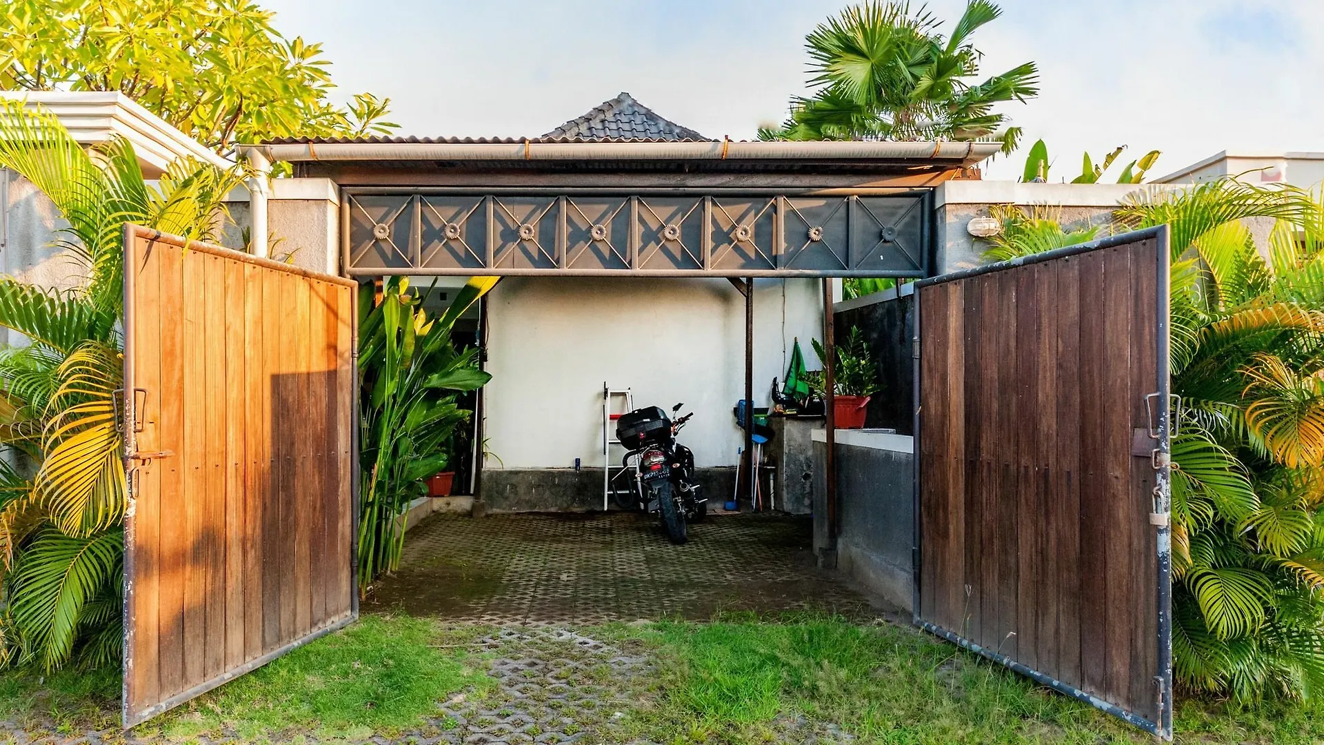 Mermaid Seminyak Villa Indonesia